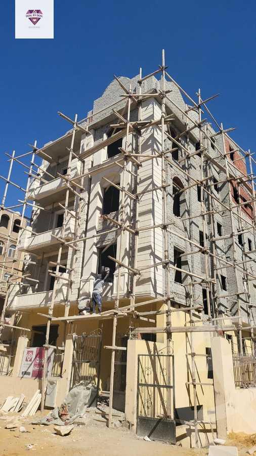 https://aqarmap.com.eg/en/listing/4641184-for-sale-cairo-new-cairo-ltjm-lkhms-90th-street-south-teseen-st