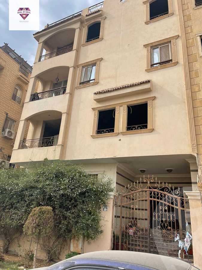 https://aqarmap.com.eg/ar/listing/4733121-for-sale-cairo-new-cairo-south-investors-mohammed-nagib-axis-st