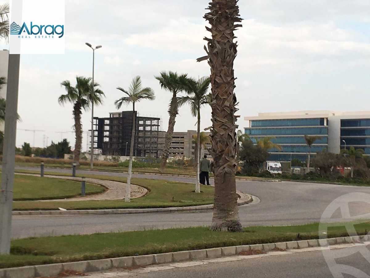 https://aqarmap.com.eg/en/listing/3659058-for-sale-cairo-alex-cairo-desert-road-smart-village