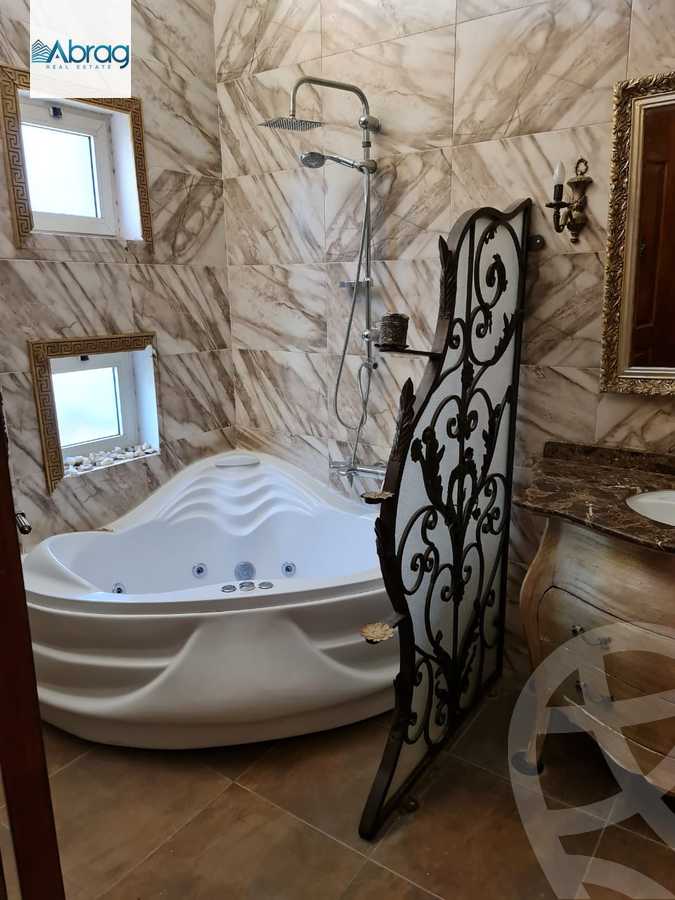 https://aqarmap.com.eg/en/listing/4311742-for-sale-cairo-el-sheikh-zayed-city-compounds-in-sheikh-zayed-jeera
