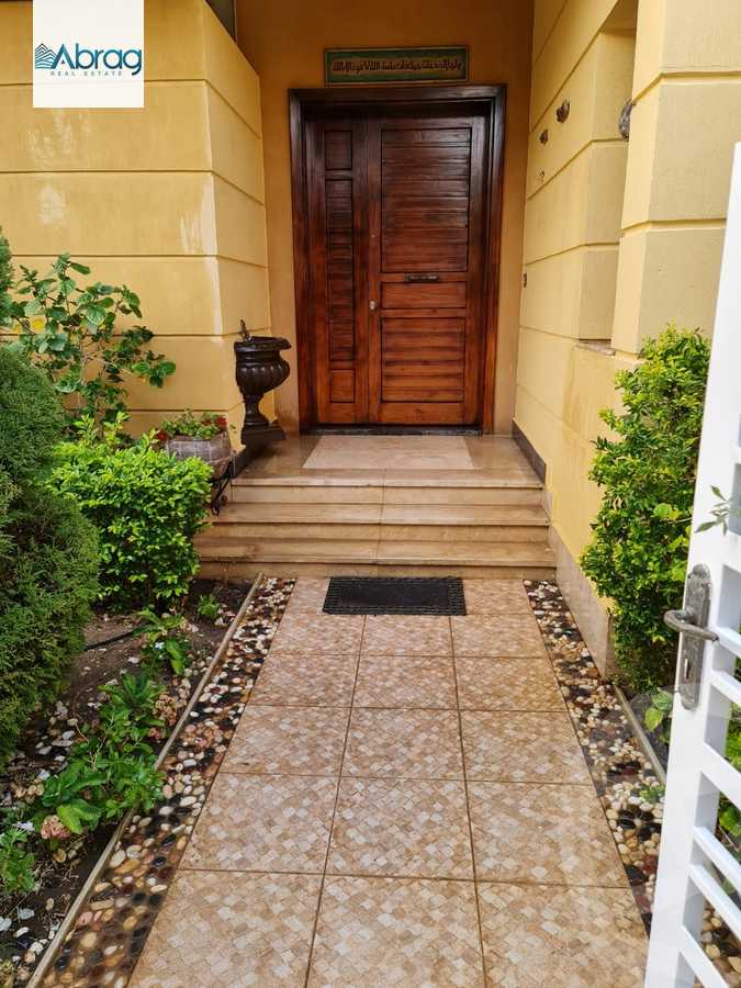 https://aqarmap.com.eg/en/listing/4311742-for-sale-cairo-el-sheikh-zayed-city-compounds-in-sheikh-zayed-jeera