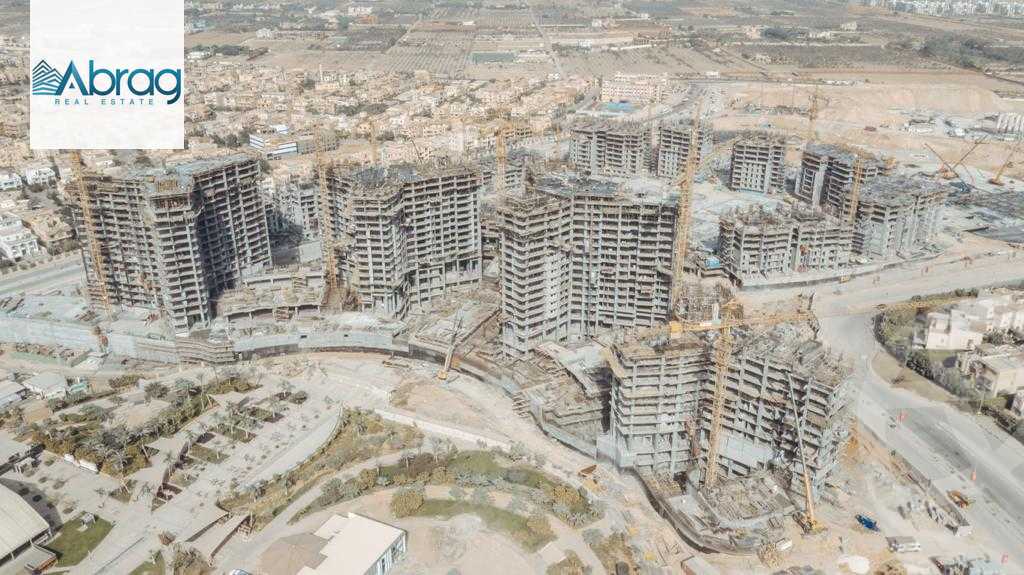 https://aqarmap.com.eg/ar/listing/4311758-for-sale-cairo-el-sheikh-zayed-city-compounds-zyd-wr-llttwyr