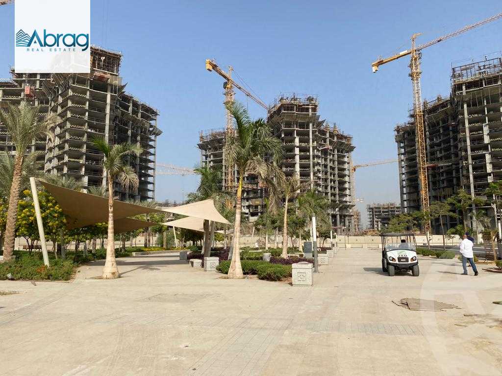 https://aqarmap.com.eg/ar/listing/4311758-for-sale-cairo-el-sheikh-zayed-city-compounds-zyd-wr-llttwyr