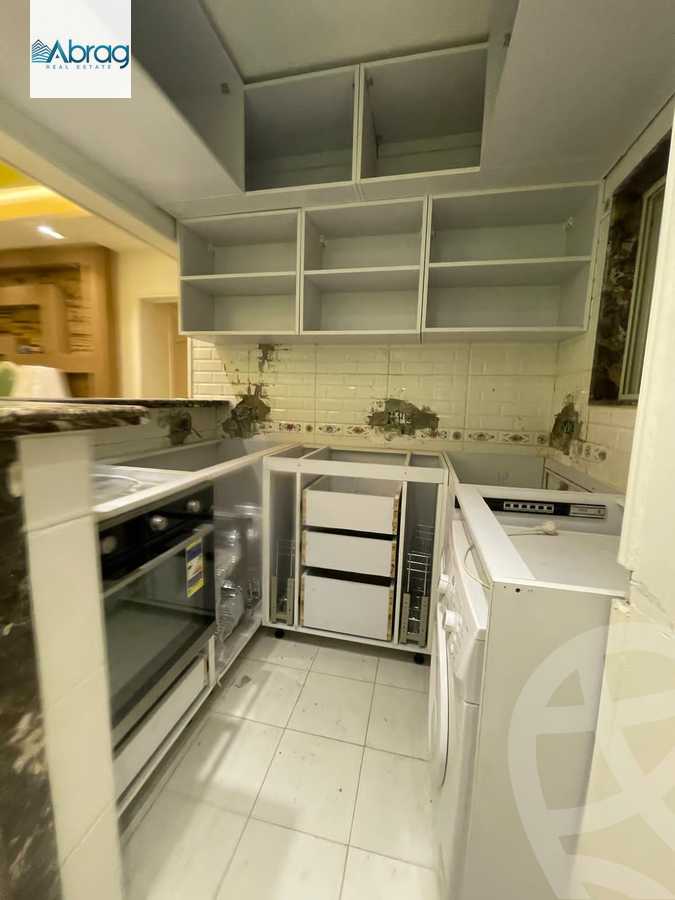 https://aqarmap.com.eg/ar/listing/3792333-for-sale-cairo-el-sheikh-zayed-city-compounds-in-sheikh-zayed-el-mostaqbal-city