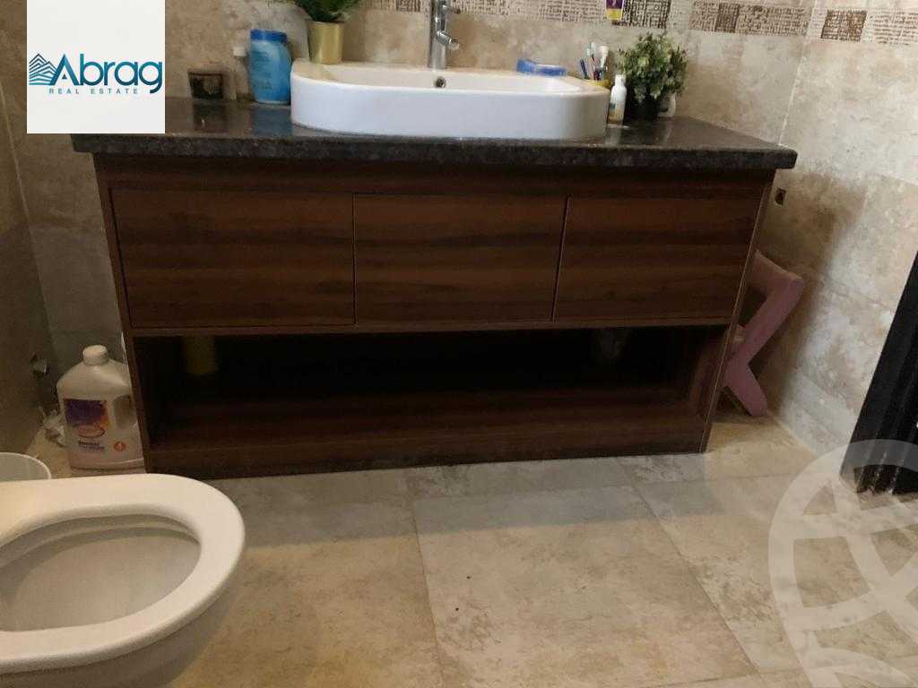 https://aqarmap.com.eg/ar/listing/3840737-for-sale-cairo-el-sheikh-zayed-city-compounds-in-sheikh-zayed-beverly-hills