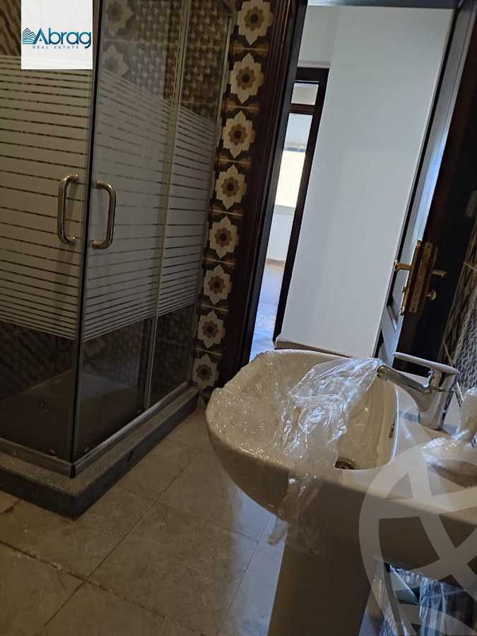 https://aqarmap.com.eg/en/listing/3896003-for-sale-cairo-el-sheikh-zayed-city-compounds-jn-zyd