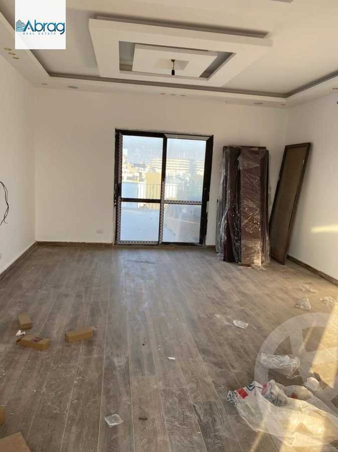 https://aqarmap.com.eg/en/listing/4213104-for-rent-cairo-el-sheikh-zayed-city-compounds-kmbwnd-wyst-twn-swdyk