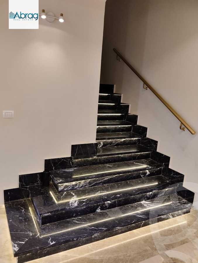 https://aqarmap.com.eg/en/listing/4328080-for-sale-cairo-el-sheikh-zayed-city-compounds-kmbwnd-ljry-swdyk