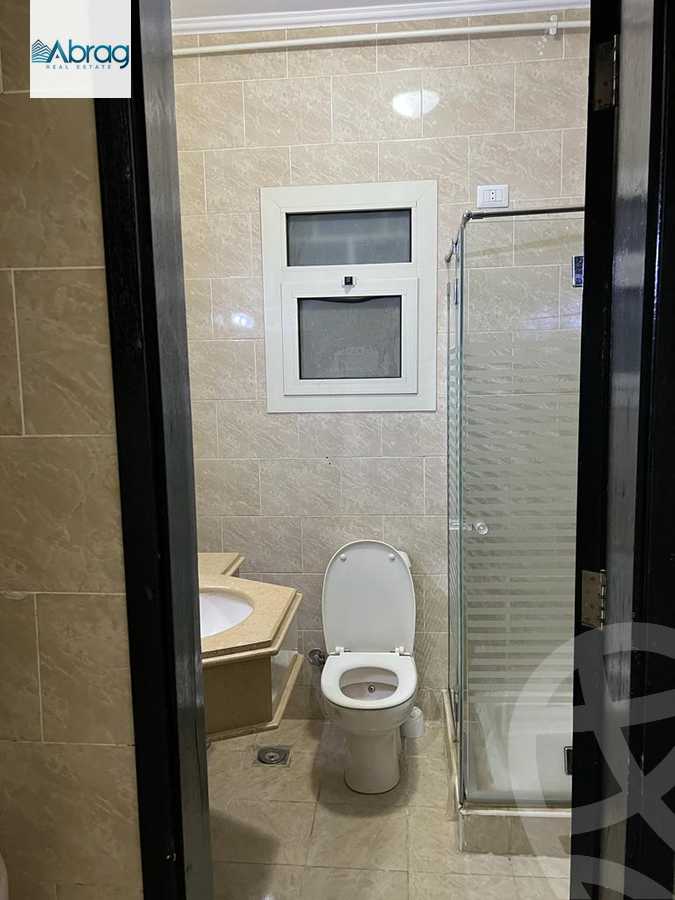 https://aqarmap.com.eg/ar/listing/3999010-for-rent-cairo-el-sheikh-zayed-city-compounds-dh-drys