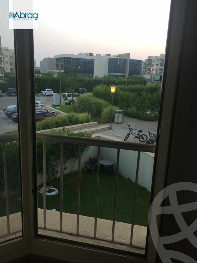 https://aqarmap.com.eg/ar/listing/4353748-for-sale-cairo-el-sheikh-zayed-city-compounds-dh-drys