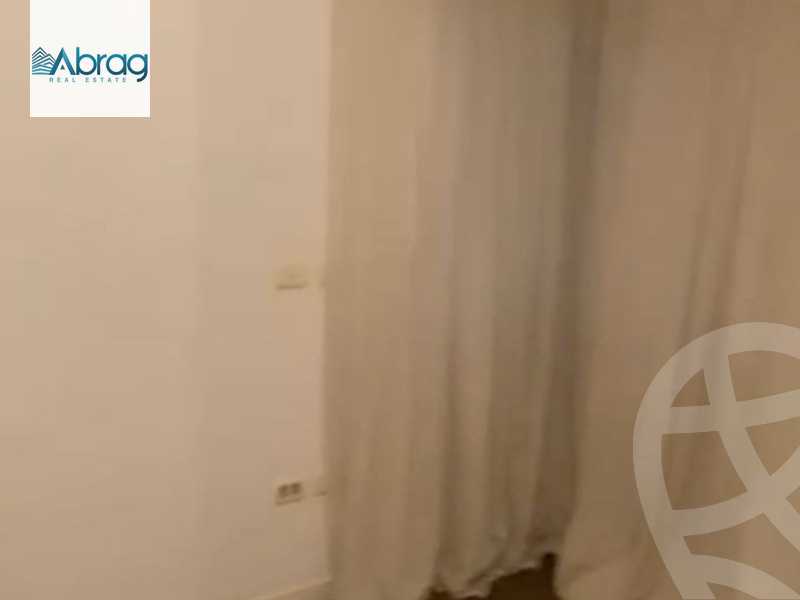 https://aqarmap.com.eg/en/listing/5361406-for-sale-cairo-el-sheikh-zayed-city-compounds-zayed-regency