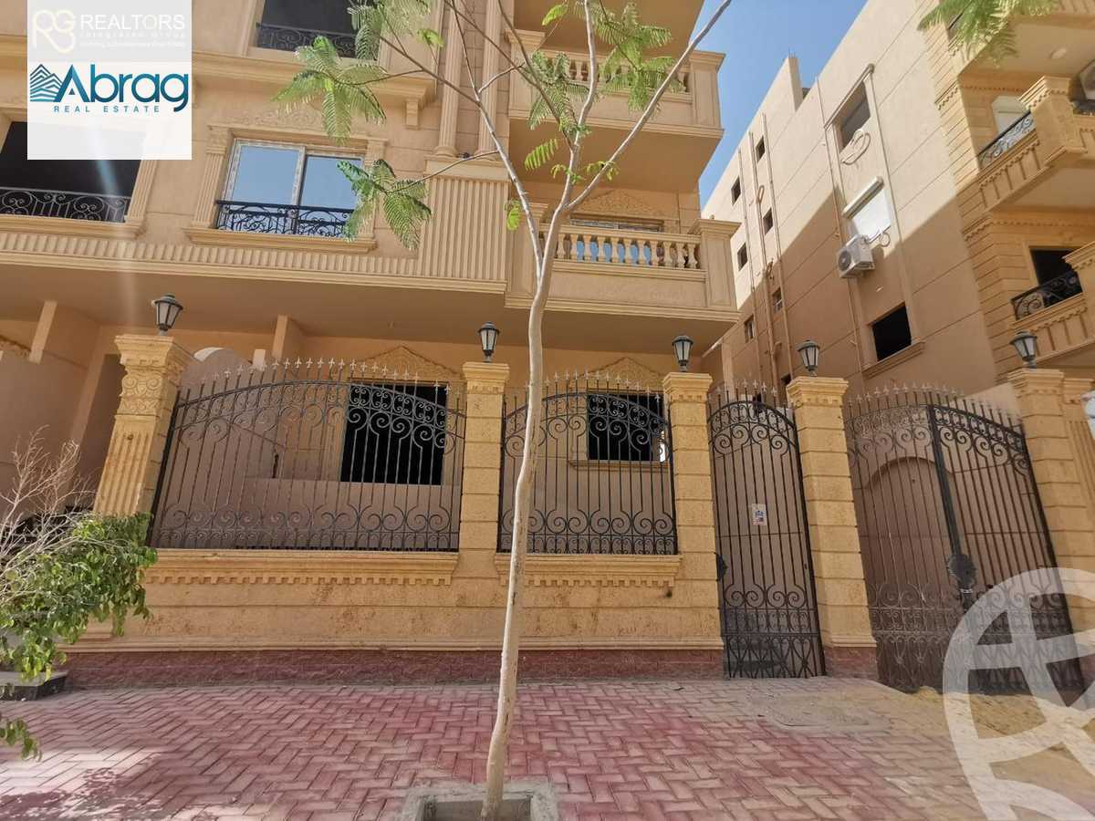 https://aqarmap.com.eg/en/listing/5385327-for-sale-cairo-el-sheikh-zayed-city-compounds-zayed-heights-compound