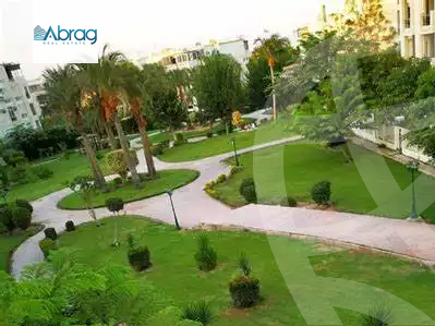 https://aqarmap.com.eg/en/listing/5398413-for-sale-cairo-el-sheikh-zayed-city-compounds-hadayek-el-mohandiseen