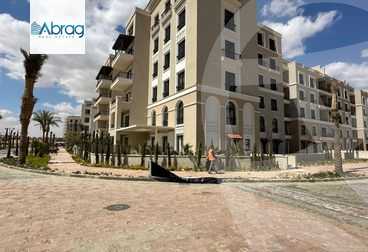 https://aqarmap.com.eg/ar/listing/5463218-for-sale-cairo-el-sheikh-zayed-city-compounds-kmbwnd-fyldj-wyst-dr-llttwyr