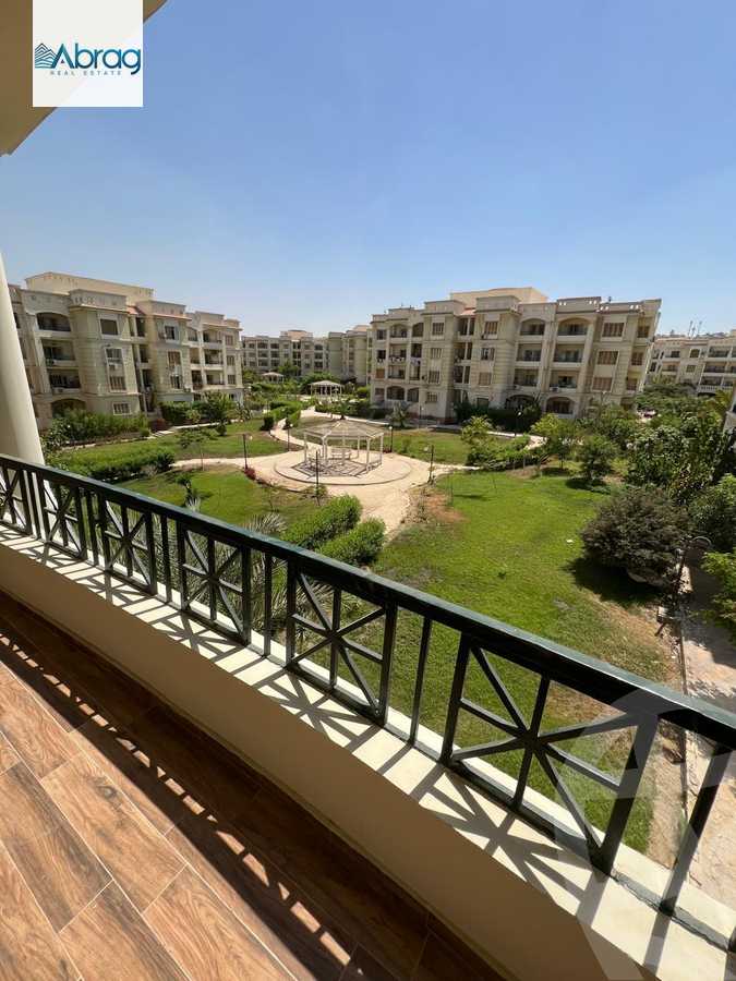 https://aqarmap.com.eg/en/listing/5485201-for-sale-cairo-el-sheikh-zayed-city-compounds-el-khamayel