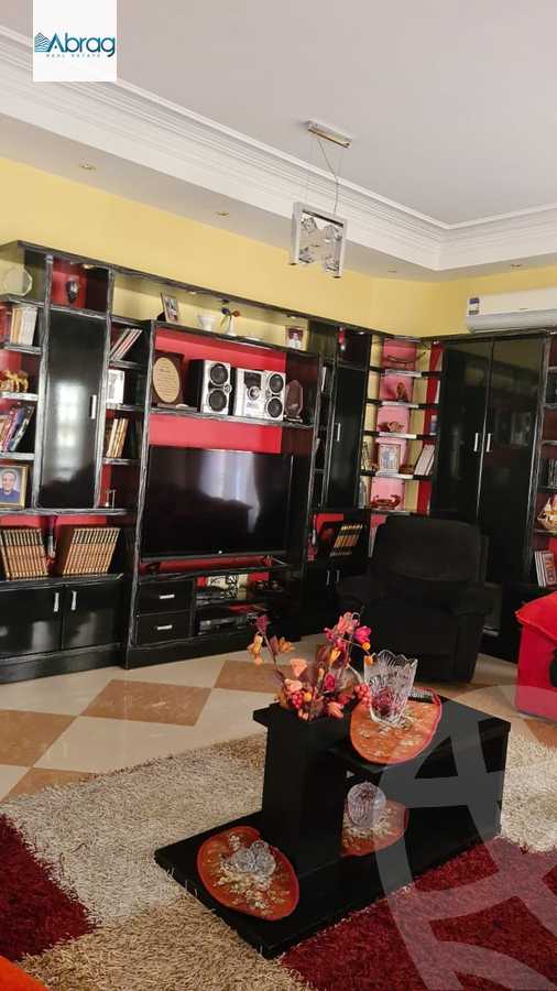 https://aqarmap.com.eg/en/listing/5674376-for-sale-cairo-el-sheikh-zayed-city-compounds-el-yasmeen-compound