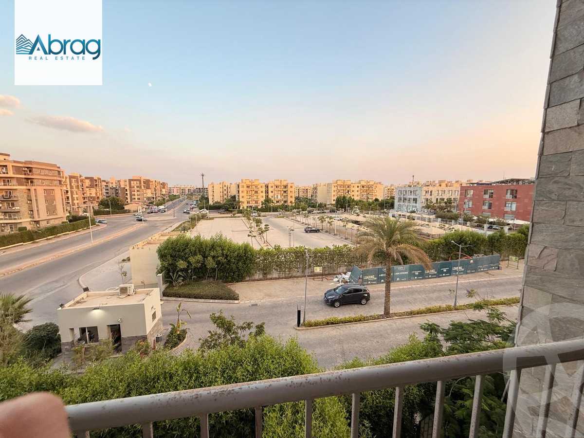 https://aqarmap.com.eg/ar/listing/6238129-for-sale-cairo-el-sheikh-zayed-city-compounds-dh-drys