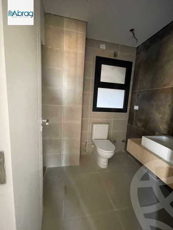 https://aqarmap.com.eg/ar/listing/6242269-for-rent-cairo-el-sheikh-zayed-city-compounds-kmbwnd-fyldj-wyst-dr-llttwyr