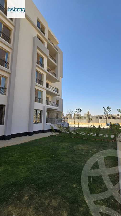 https://aqarmap.com.eg/en/listing/6259663-for-sale-cairo-el-sheikh-zayed-city-lshykh-zyd-ljdyd-west-view-residence-hdp