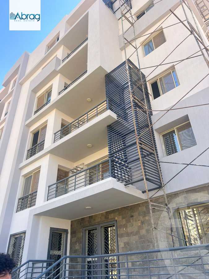 https://aqarmap.com.eg/en/listing/6259663-for-sale-cairo-el-sheikh-zayed-city-lshykh-zyd-ljdyd-west-view-residence-hdp