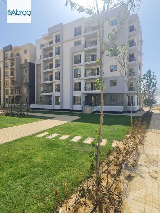 https://aqarmap.com.eg/en/listing/6259663-for-sale-cairo-el-sheikh-zayed-city-lshykh-zyd-ljdyd-west-view-residence-hdp