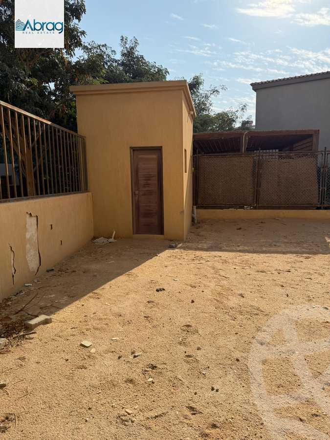 https://aqarmap.com.eg/ar/listing/6259845-for-sale-cairo-el-sheikh-zayed-city-compounds-kmbwnd-ljry-swdyk