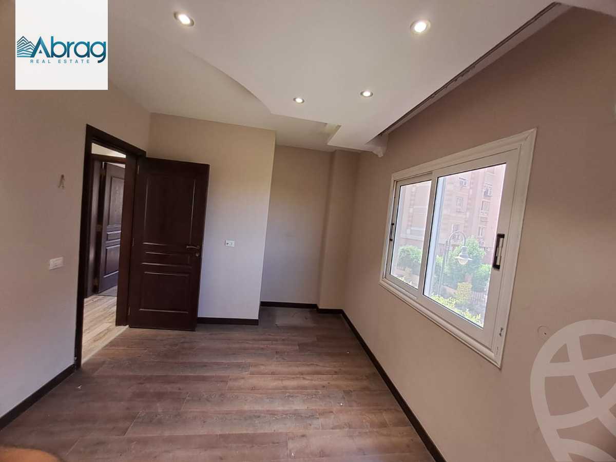 https://aqarmap.com.eg/ar/listing/6277350-for-sale-cairo-el-sheikh-zayed-city-compounds-continental-gardens