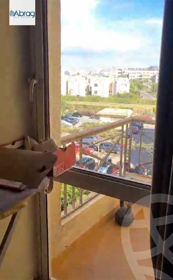https://aqarmap.com.eg/en/listing/6295240-for-sale-cairo-el-sheikh-zayed-city-compounds-hadayek-el-mohandiseen