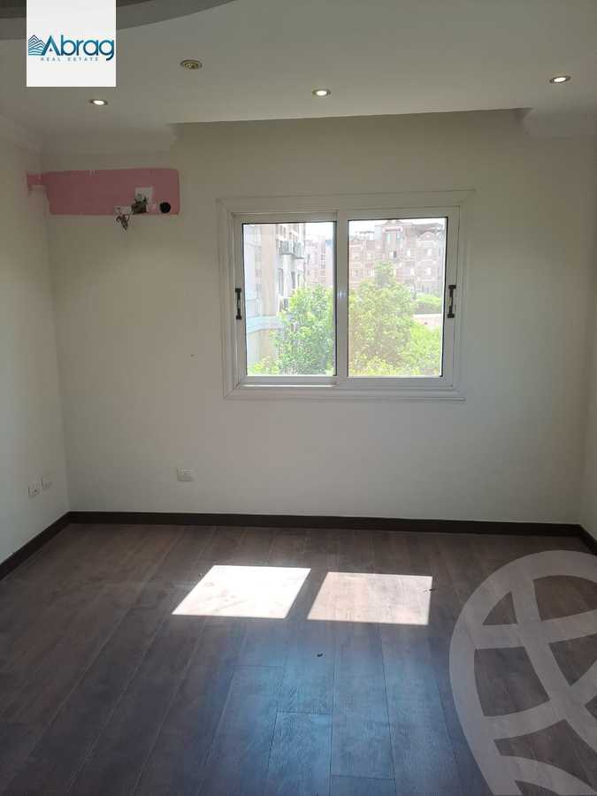 https://aqarmap.com.eg/en/listing/6320709-for-sale-cairo-el-sheikh-zayed-city-compounds-continental-gardens