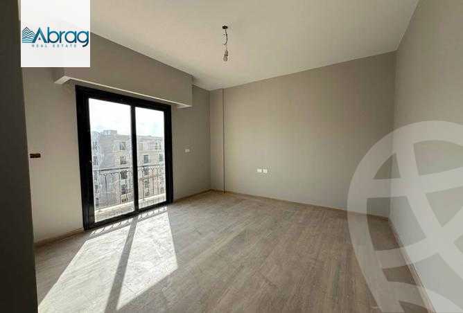 https://aqarmap.com.eg/ar/listing/6538025-for-rent-cairo-el-sheikh-zayed-city-compounds-kmbwnd-fyldj-wyst-dr-llttwyr