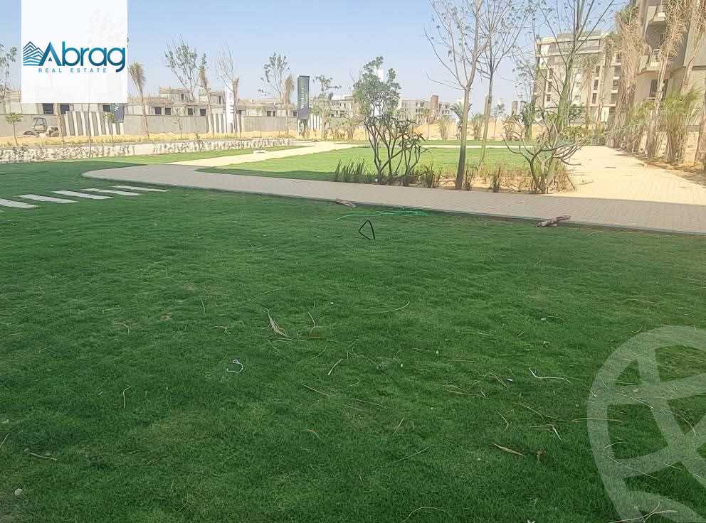 https://aqarmap.com.eg/ar/listing/6597592-for-sale-cairo-el-sheikh-zayed-city-lshykh-zyd-ljdyd-west-view-residence-hdp