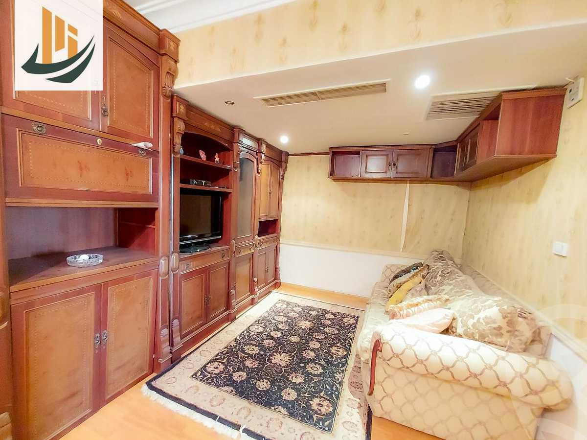 https://aqarmap.com.eg/en/listing/4339819-for-sale-cairo-garden-city-shr-lqsr-l-yny