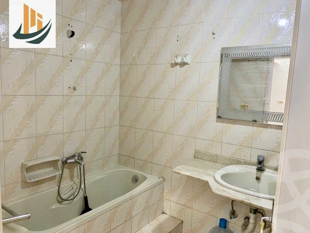 https://aqarmap.com.eg/en/listing/5420251-for-rent-cairo-el-mohandesen-shareaa-ahmed-orabi