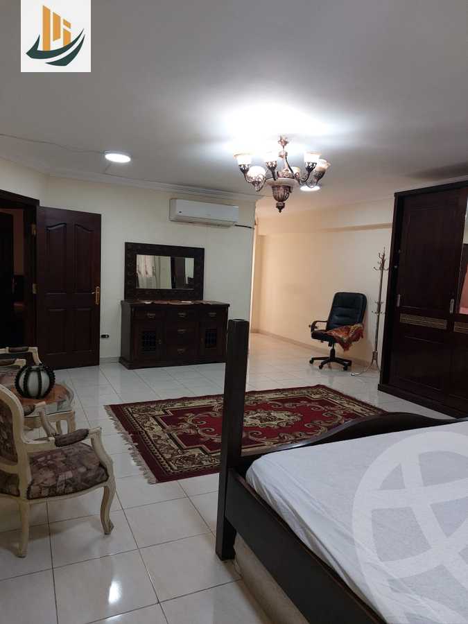 https://aqarmap.com.eg/en/listing/4490871-for-rent-cairo-manial-el-mamalik-el-bahrya-st