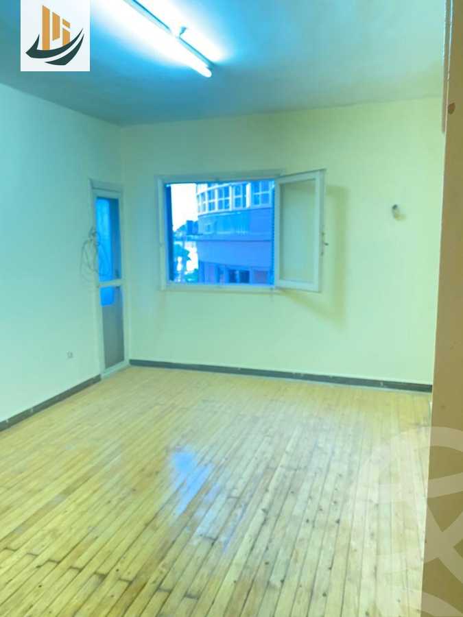 https://aqarmap.com.eg/ar/listing/4149609-for-sale-cairo-manial-kwrnysh-lmnyl