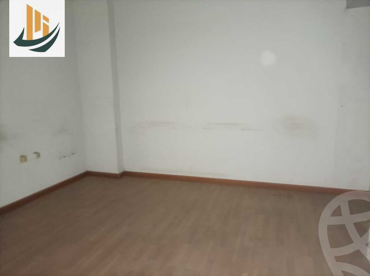 https://aqarmap.com.eg/ar/listing/4256112-for-rent-cairo-el-agouza-kwrnysh-lnyl
