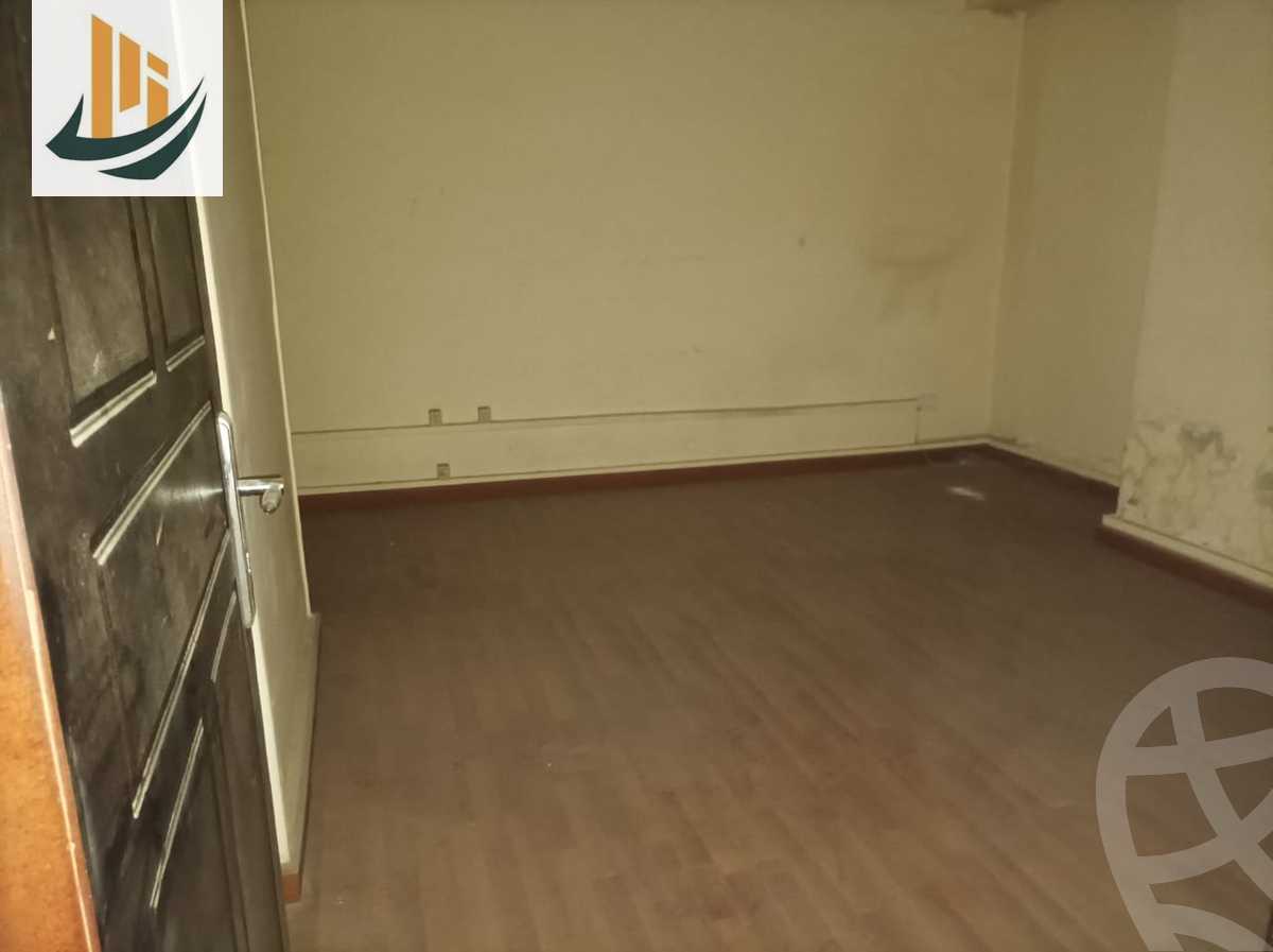 https://aqarmap.com.eg/ar/listing/4256112-for-rent-cairo-el-agouza-kwrnysh-lnyl