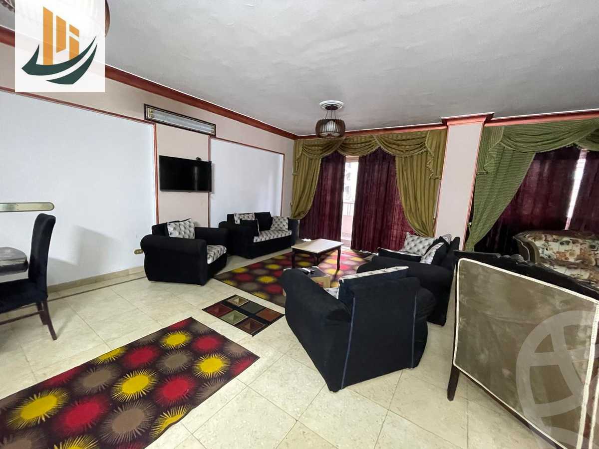 https://aqarmap.com.eg/ar/listing/5034055-for-rent-cairo-manial-shr-lkhshyd