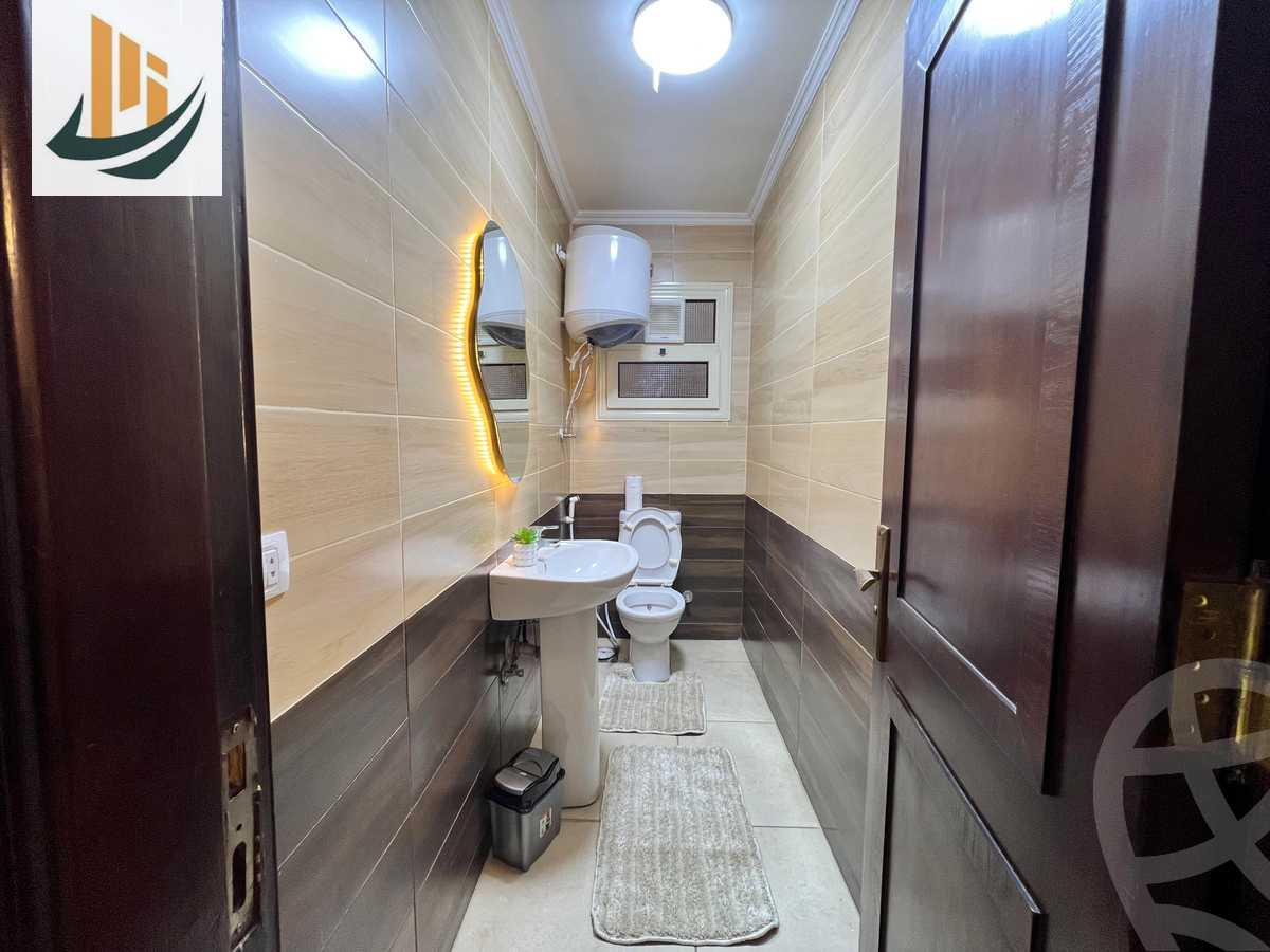 https://aqarmap.com.eg/ar/listing/5354587-for-rent-cairo-el-mohandesen-shareaa-ahmed-orabi