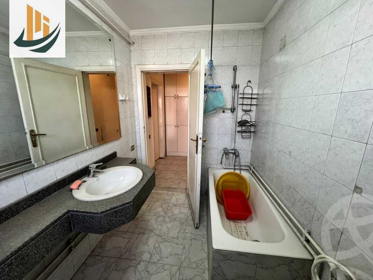 https://aqarmap.com.eg/en/listing/5563526-for-sale-cairo-el-agouza-el-gazaer-st