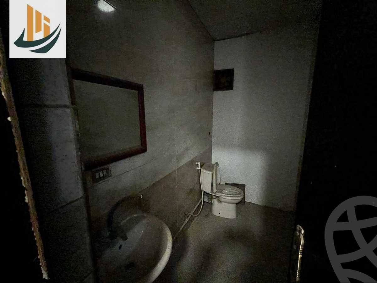 https://aqarmap.com.eg/ar/listing/5668049-for-rent-cairo-dokki-kwrnysh-lnyl