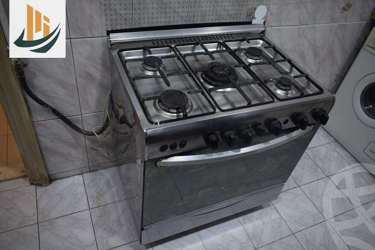 https://aqarmap.com.eg/en/listing/5733626-for-rent-cairo-manial-abd-el-aziz-al-saud-st