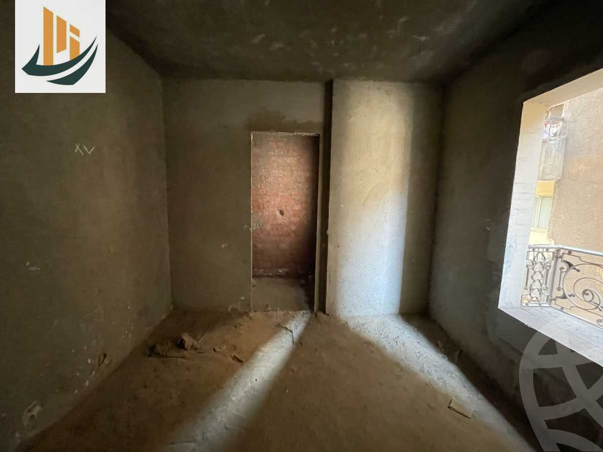 https://aqarmap.com.eg/en/listing/5880093-for-sale-cairo-el-mohandesen-meet-oqbah-abd-el-aziz-gawish-st