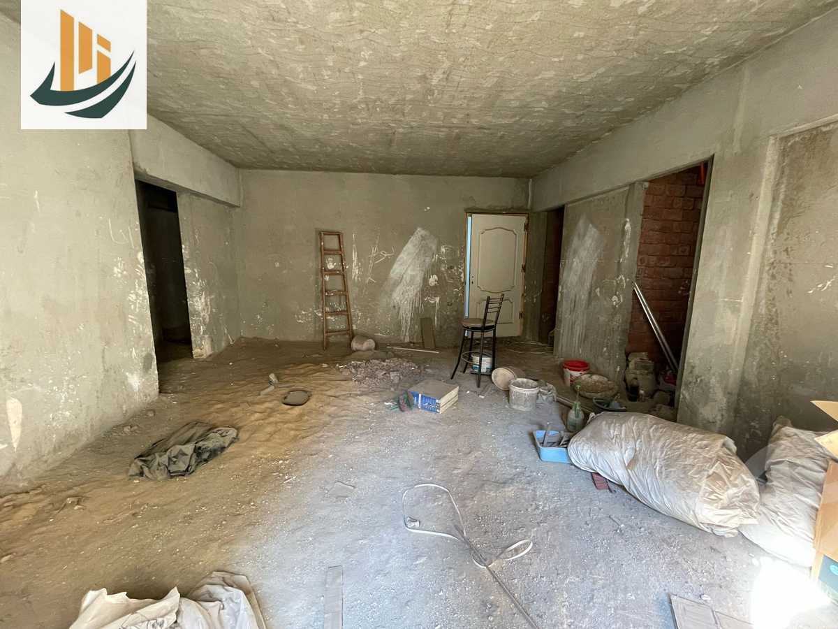 https://aqarmap.com.eg/en/listing/5880093-for-sale-cairo-el-mohandesen-meet-oqbah-abd-el-aziz-gawish-st