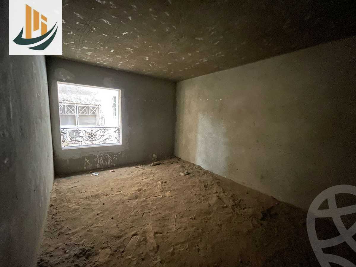 https://aqarmap.com.eg/en/listing/5880093-for-sale-cairo-el-mohandesen-meet-oqbah-abd-el-aziz-gawish-st