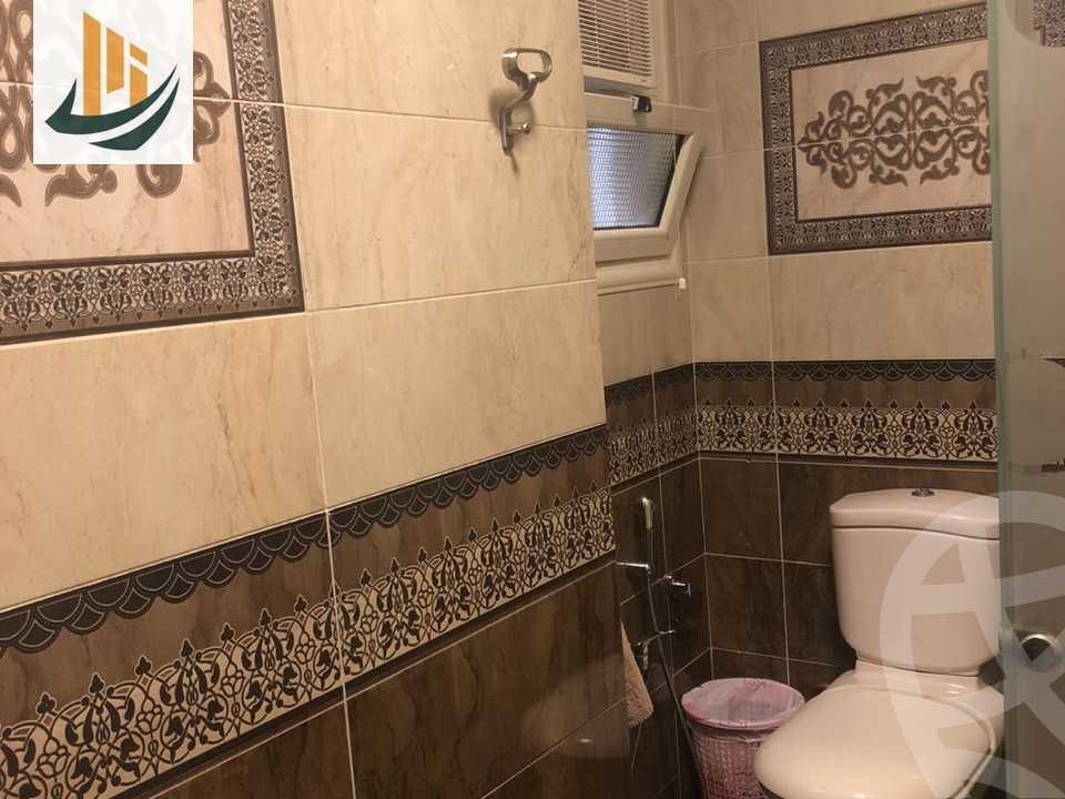 https://aqarmap.com.eg/ar/listing/5971399-for-sale-cairo-el-mohandesen-meet-oqbah-abd-el-aziz-gawish-st