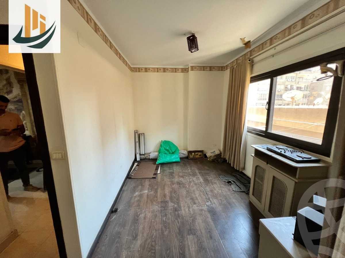 https://aqarmap.com.eg/ar/listing/6003946-for-sale-cairo-el-mohandesen-meet-oqbah-esraa-al-malmin-st