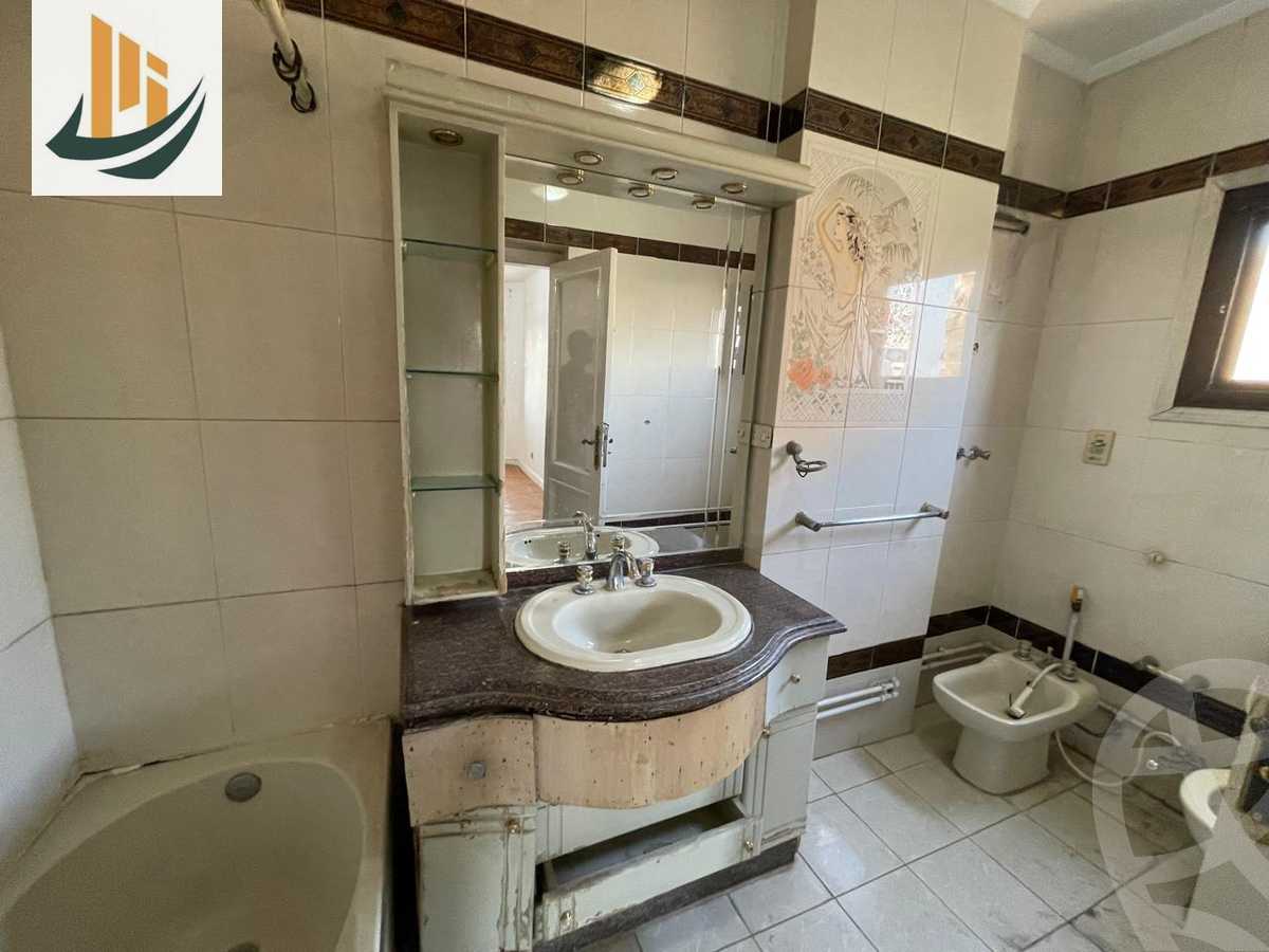 https://aqarmap.com.eg/ar/listing/6139118-for-sale-cairo-el-mohandesen-shareaa-ahmed-orabi