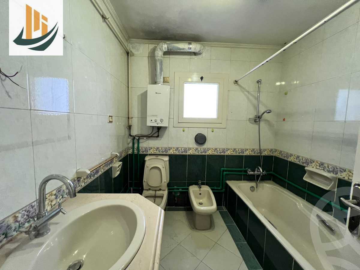 https://aqarmap.com.eg/ar/listing/6166182-for-sale-cairo-el-mohandesen-abd-el-moneam-riad-st