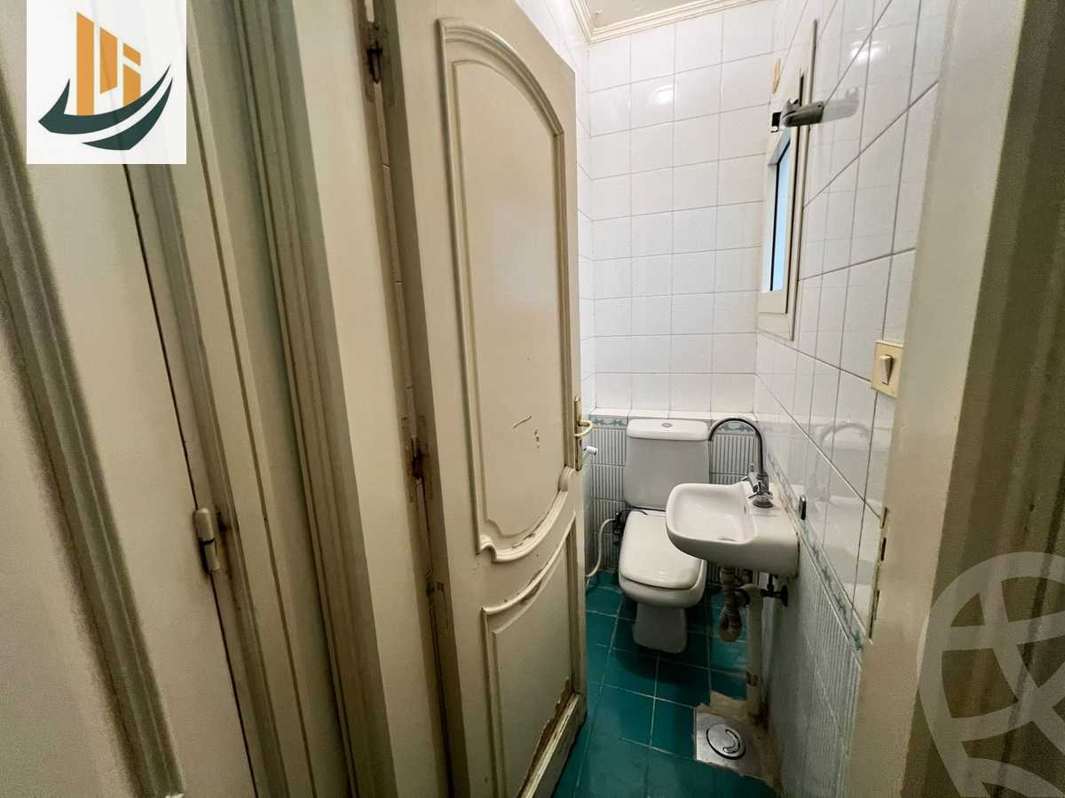 https://aqarmap.com.eg/ar/listing/6166182-for-sale-cairo-el-mohandesen-abd-el-moneam-riad-st